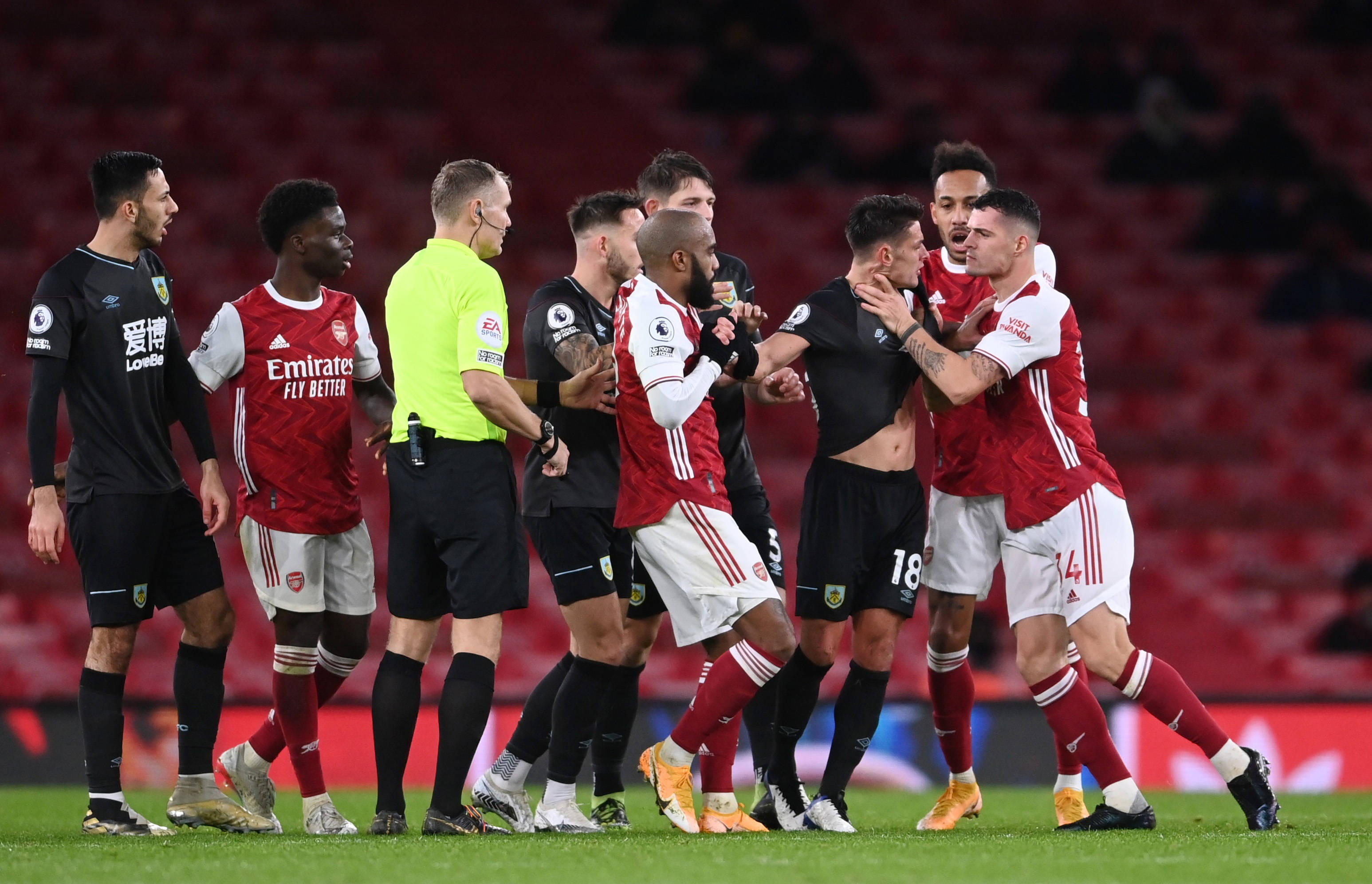 在他接手后 在他接手后